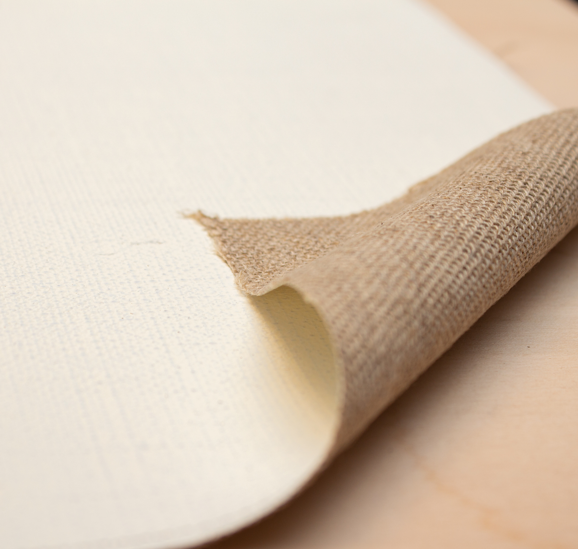 10729_2 Caravaggio oil- primed linen 430 g/m², 2.10 m width, medium- coarse, No. 09/O
