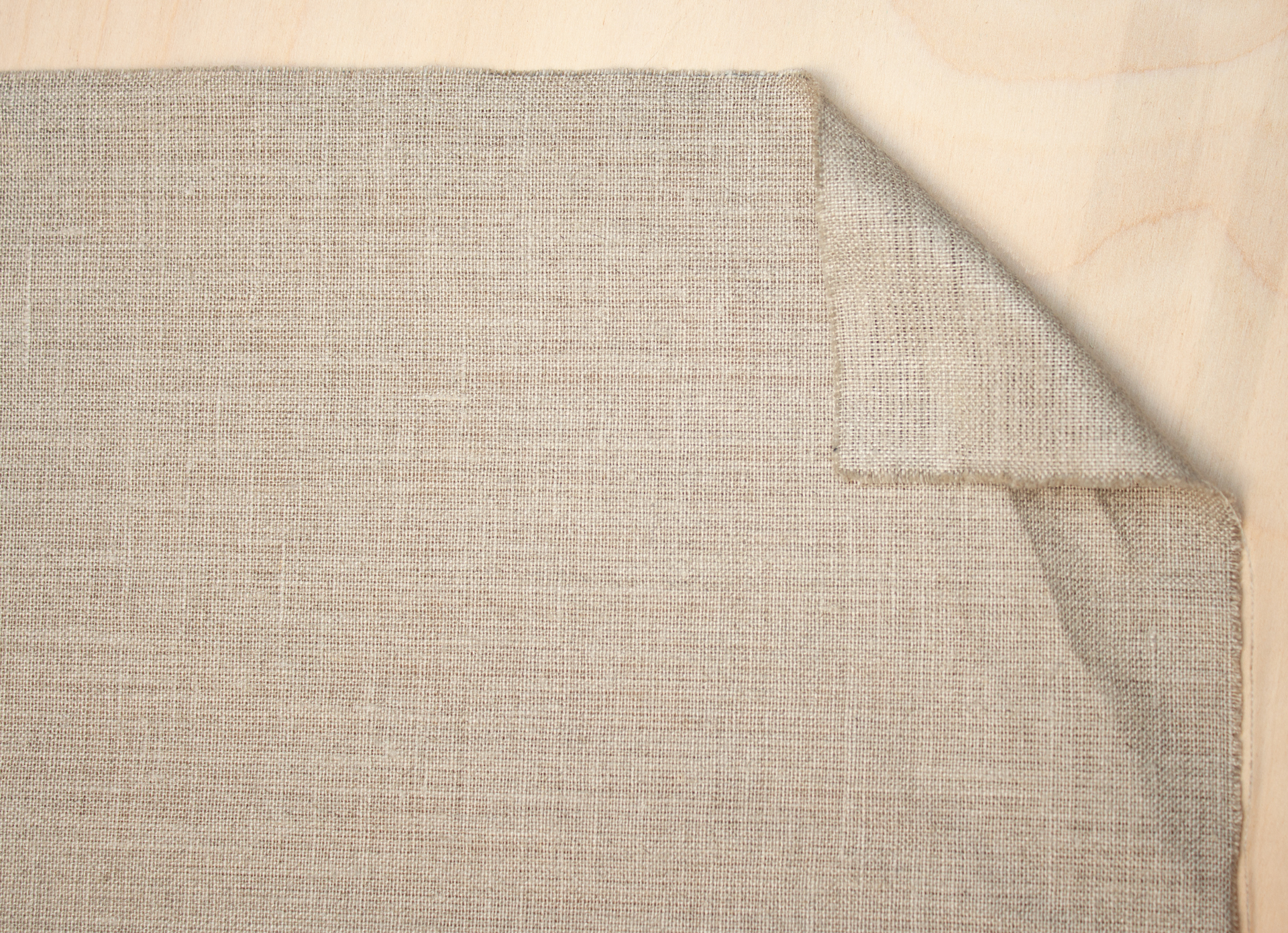 10678C7K9zrAc70IsI unprimed portrait linen 230g/m², 1.65 m width, extra fine, No. 32- 165